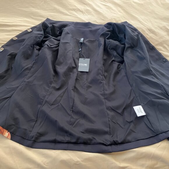 NWT STYLEWE Women's Floral Blazer/Jacket Size Small - Picture 4 of 11